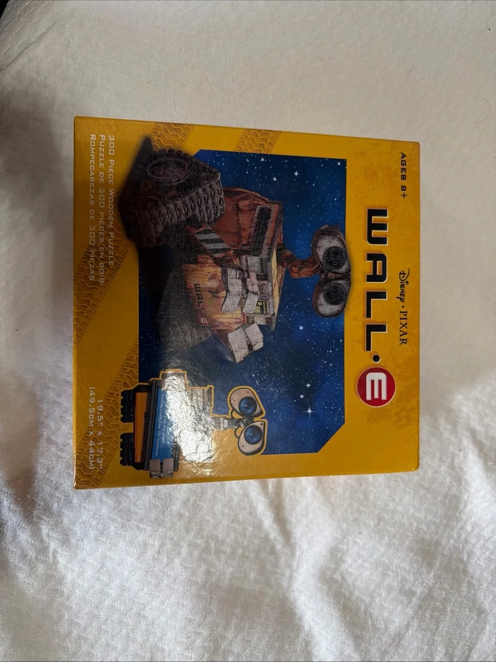 Disney WALL·E Puzzle Box with Yellow Packaging and Blue Starry Scene